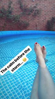 Valerie Wyndham feet photo thumbnail