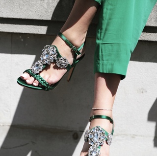 Valerie Wyndham feet photo thumbnail