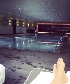 Valerie Wyndham feet photo thumbnail