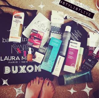 Valerie Wyndham feet photo thumbnail