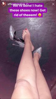 Valerie Wyndham feet photo thumbnail