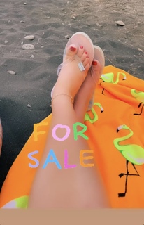 Valerie Wyndham feet photo thumbnail