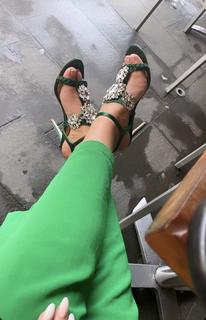 Valerie Wyndham feet photo thumbnail