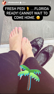 Valerie Wyndham feet photo thumbnail