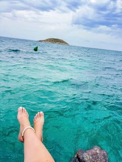 Valerie Wyndham feet photo thumbnail