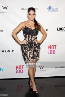 Valery M. Ortiz feet photo 10