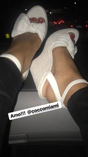 Valesca Popozuda feet photo 9