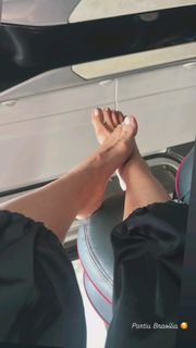 Valesca Popozuda feet photo 2