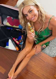 Valia Chatzitheodorou feet photo 3