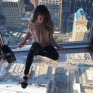 Valkyrae feet photo thumbnail
