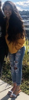 Valkyrae feet photo thumbnail