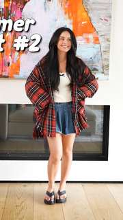 Valkyrae feet photo thumbnail