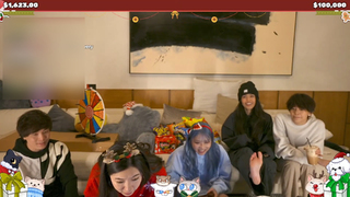 Valkyrae feet photo thumbnail