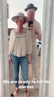 Valorie Curry feet photo thumbnail