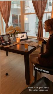 Valorie Curry feet photo thumbnail