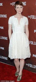 Valorie Curry feet photo thumbnail