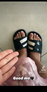 Valya Karnaval feet photo thumbnail