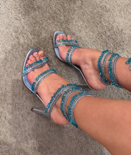 Valya Karnaval feet photo thumbnail