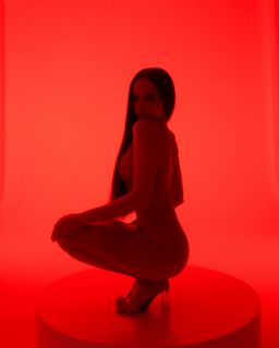 Valya Karnaval feet photo thumbnail