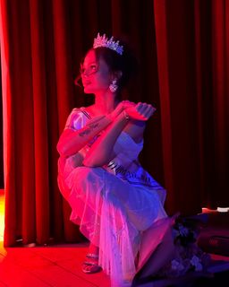 Valya Karnaval feet photo thumbnail