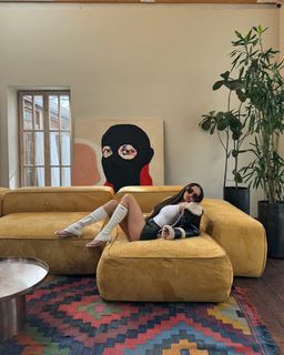 Valya Karnaval feet photo thumbnail