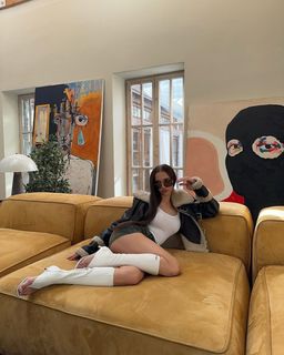 Valya Karnaval feet photo thumbnail