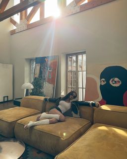 Valya Karnaval feet photo thumbnail