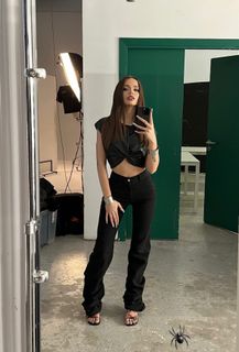 Valya Karnaval feet photo thumbnail