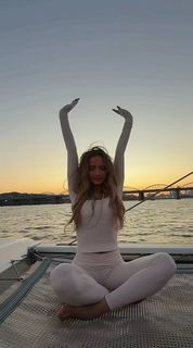 Valya Karnaval feet photo 1