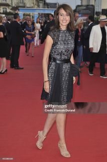 Valérie Bonneton feet photo 3