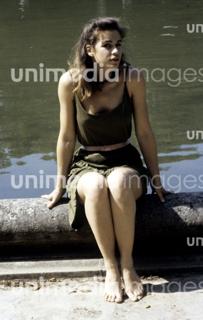 Valérie Kaprisky feet photo 19