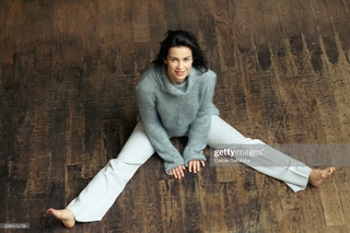 Valérie Kaprisky feet photo 18
