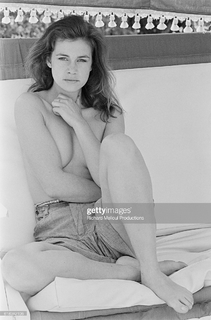Valérie Kaprisky feet photo 17