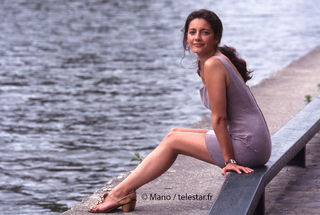 Valérie Karsenti feet photo thumbnail