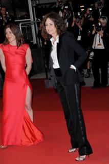 Valérie Lemercier feet photo 8