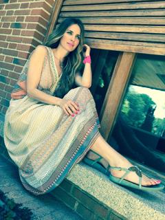 Vanesa Romero feet photo thumbnail