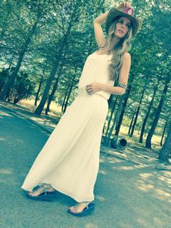 Vanesa Romero feet photo thumbnail