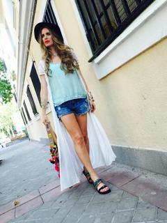 Vanesa Romero feet photo thumbnail