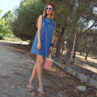 Vanesa Romero feet photo thumbnail