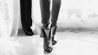 Vanesa Romero feet photo thumbnail