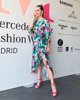 Vanesa Romero feet photo thumbnail