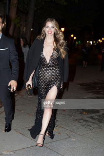 Vanesa Romero feet photo thumbnail