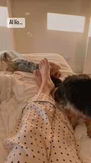 Vanesa Romero feet photo thumbnail