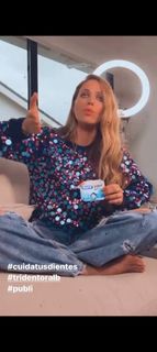 Vanesa Romero feet photo thumbnail