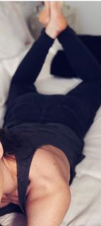 Vanesa Romero feet photo thumbnail