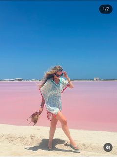 Vanesa Romero feet photo thumbnail