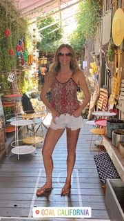 Vanessa Angel feet photo thumbnail