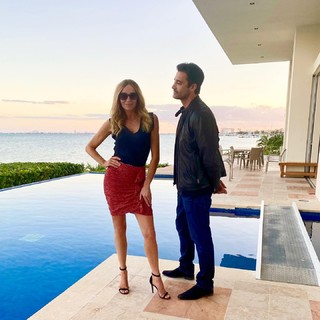 Vanessa Angel feet photo thumbnail