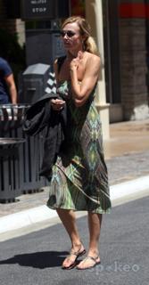 Vanessa Angel feet photo thumbnail