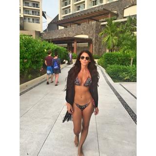 Vanessa Arias feet photo 7